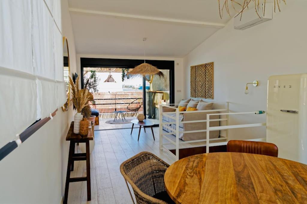 Maison Boheme Au Bord De L'Eau Сет Экстерьер фото