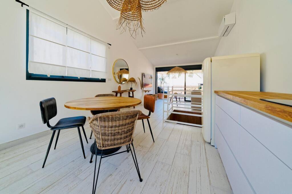 Maison Boheme Au Bord De L'Eau Сет Экстерьер фото